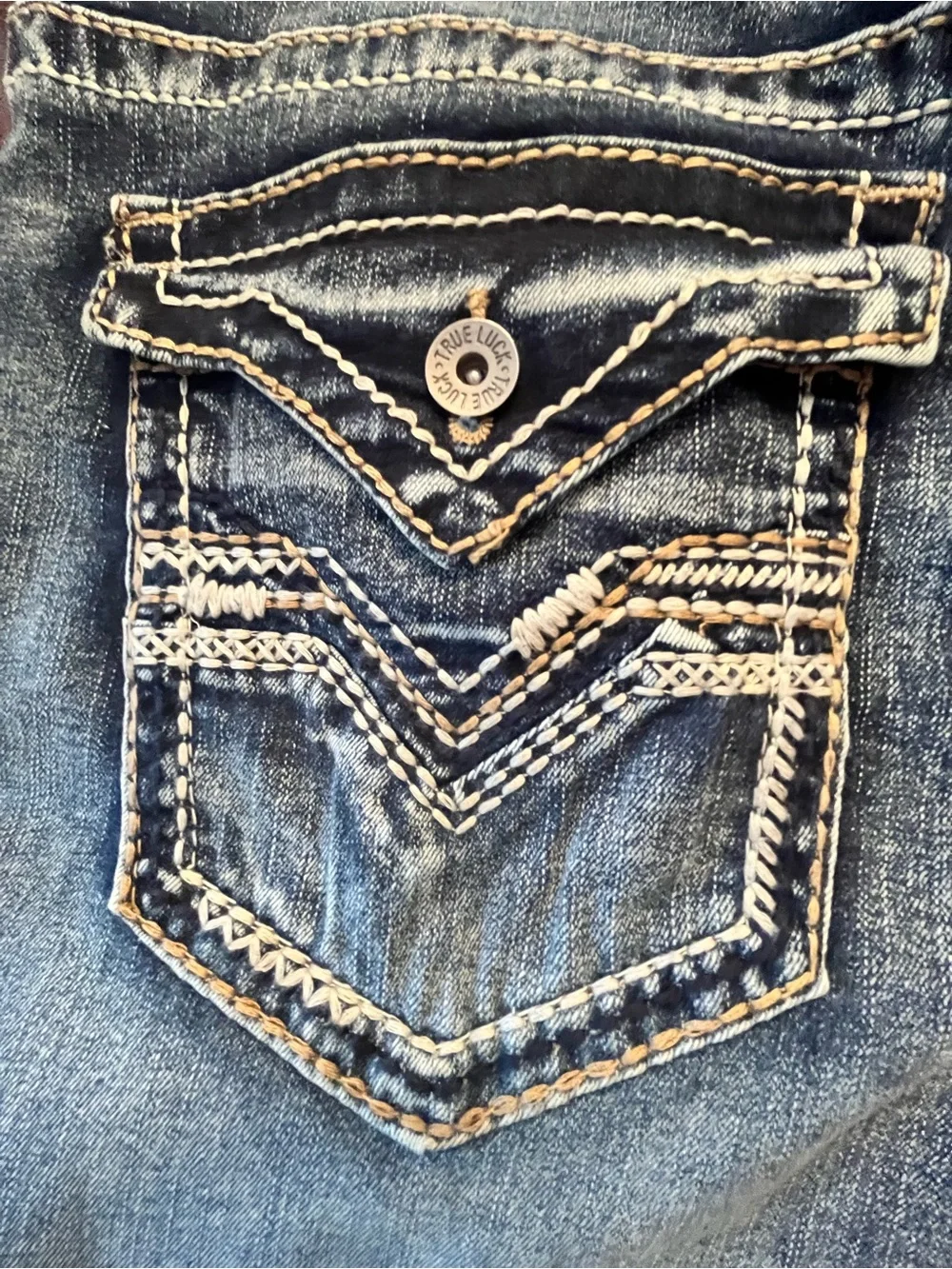 True Luck Men’s Bootcut Jeans — Light Blue Wash NWT